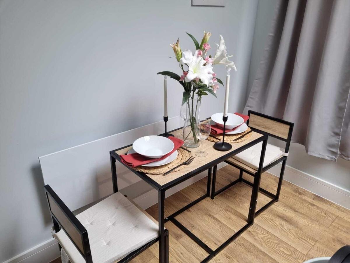 Serene Getaway Apartments ميدستون المظهر الخارجي الصورة