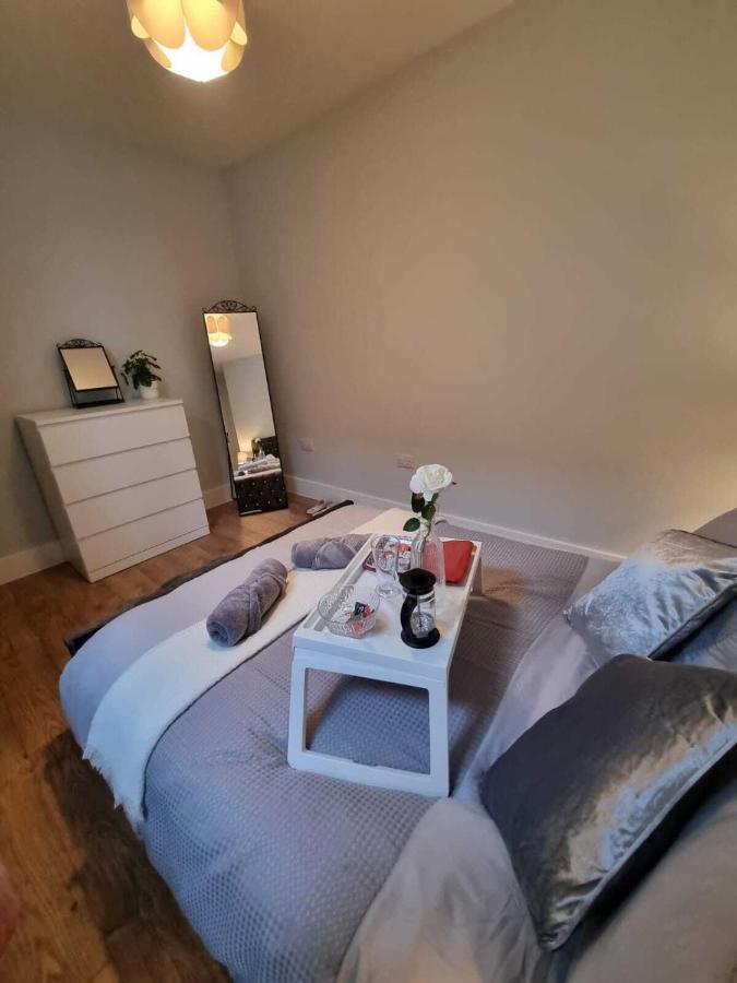 Serene Getaway Apartments ميدستون المظهر الخارجي الصورة