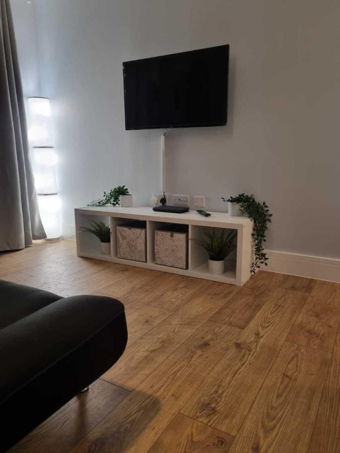 Serene Getaway Apartments ميدستون المظهر الخارجي الصورة